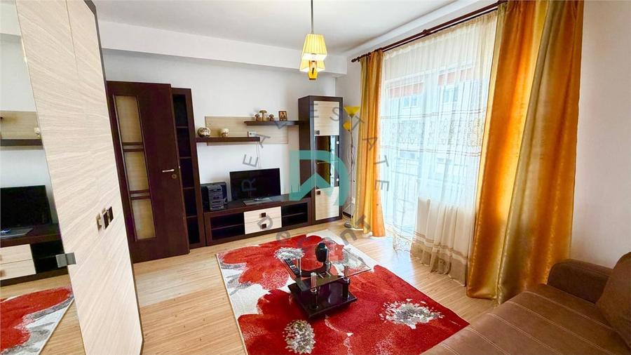 Garsonieră decomandată în Central