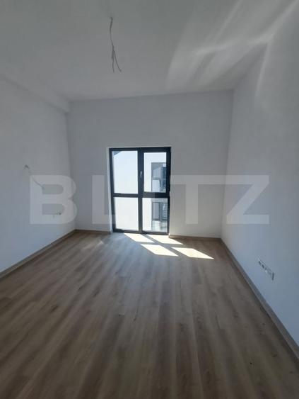 Apartament 3 camere, openspace, cu parcare Sanpetru - 3