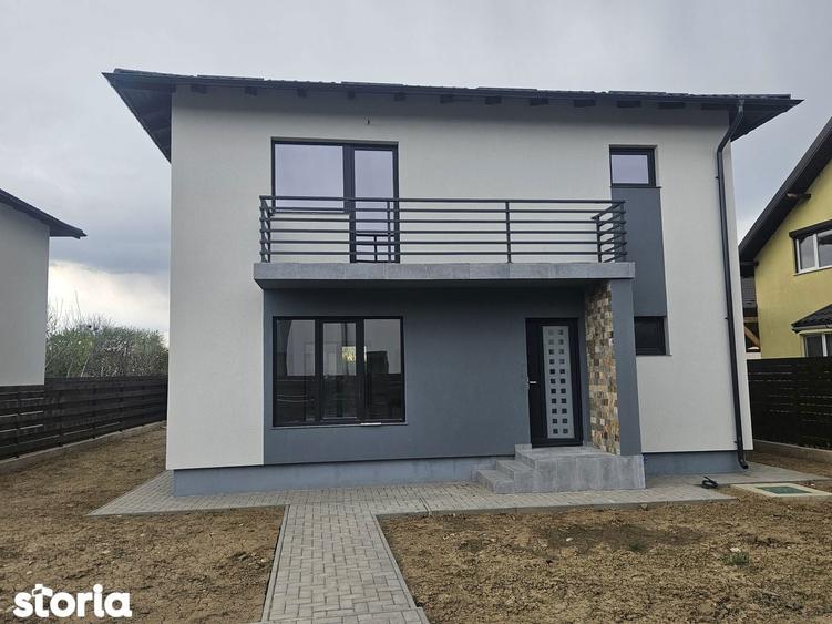 Casă cu 4 camere cu Teren 390 Mp în Ștefănești