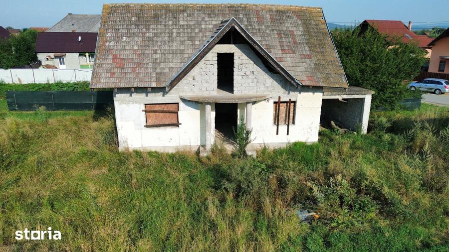 Casă cu 4 camere cu Teren 1000 Mp în Prejmer