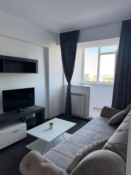 Apartament cu 2 camere decomandat în Faleză