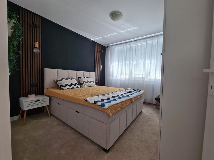 Apartament cu 3 camere semidecomandat, mobilat în Grigorescu