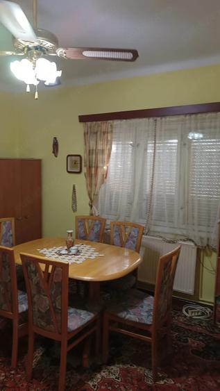 Casă cu 3 camere cu Teren 1435 Mp în Central