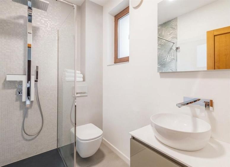 Apartament cu 3 camere decomandat în Ultracentral
