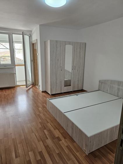 Garsonieră semidecomandată în Pantelimon