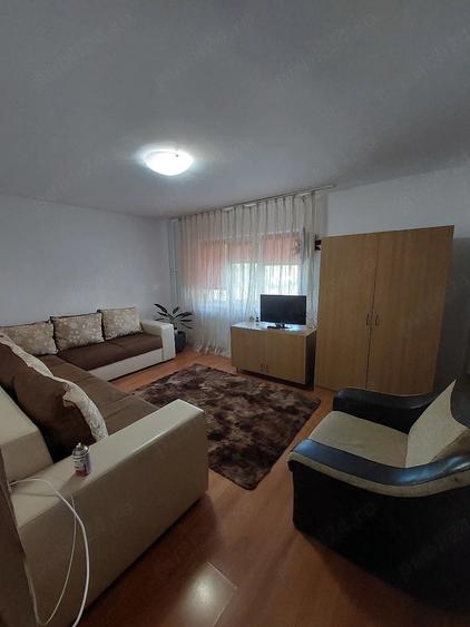 Apartament cu 2 camere decomandat în George Enescu