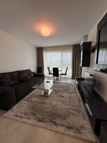 Apartament cu 2 camere decomandat în Pipera