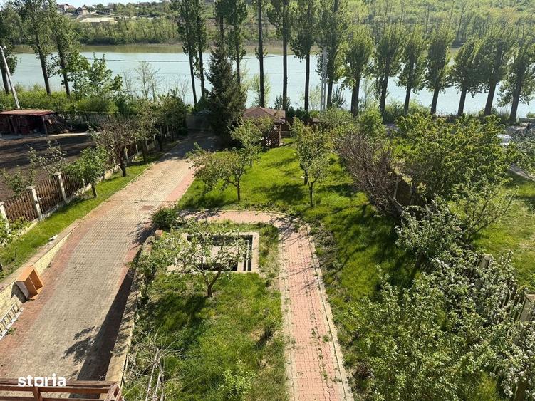 Casă cu 4 camere în Miroslava