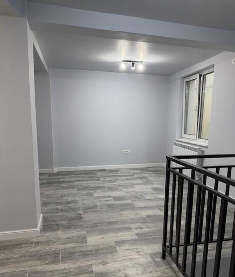 Spațiu comercial, de 55 mp, în P-ța Ovidiu