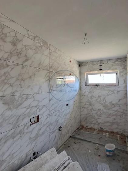 Casă cu 4 camere cu Teren 350 Mp în Central