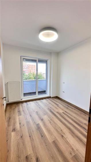 Apartament cu 2 camere decomandat în Astra