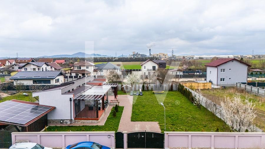 Casă individuală cu 3 camere cu Canalizare în Stupini