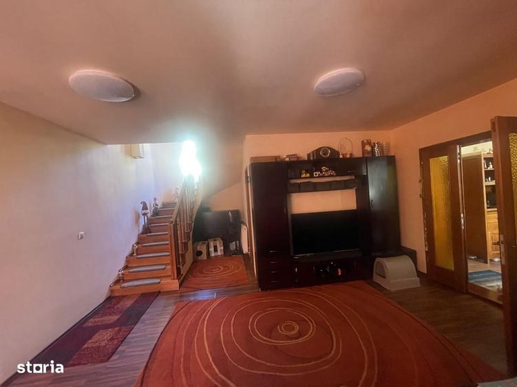 Casă cu 4 camere cu Teren 500 Mp în Șelimbăr