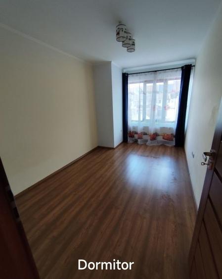 Duplex cu 4 camere cu Canalizare în Florești