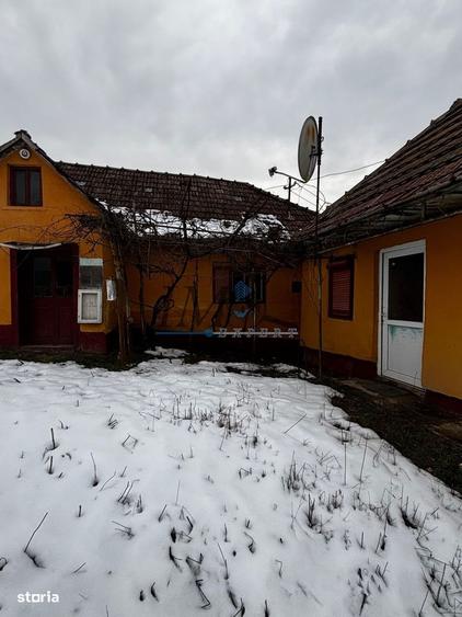 Casă cu 4 camere cu Teren 2780 Mp în Ohaba