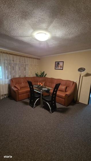 Apartament cu 2 camere semidecomandat în Micro 16