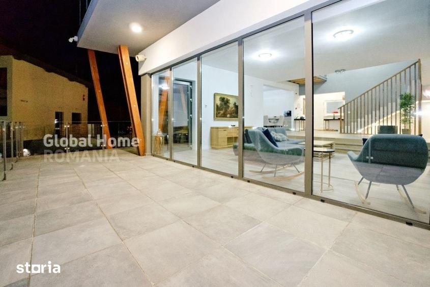 Casă cu Teren 3888 Mp în Est