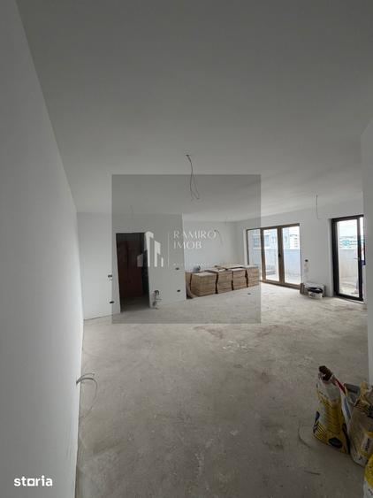 Apartament cu 3 camere în Vitan