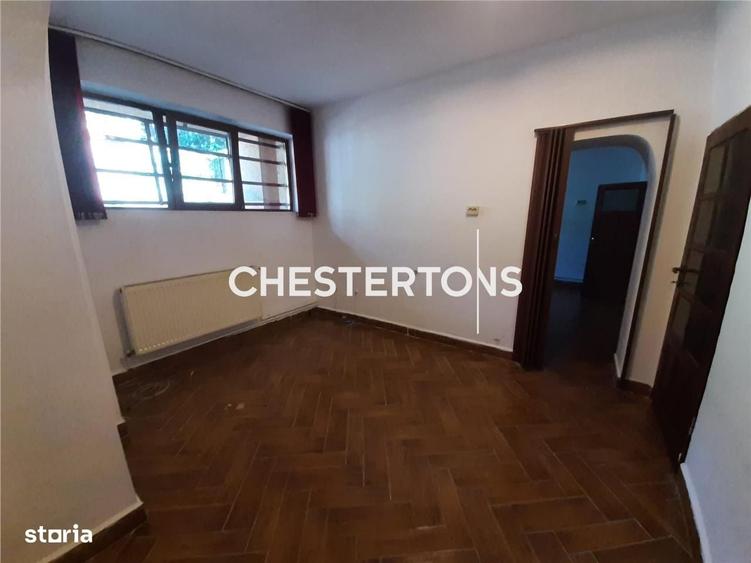 Apartament cu 3 camere decomandat în Tineretului