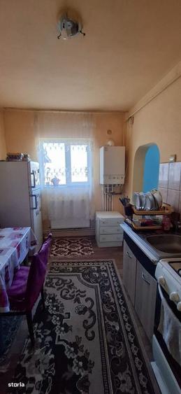 Casă cu 2 camere cu Teren 400 Mp în Central