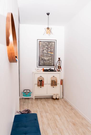 Apartament cu 3 camere decomandat în Km 5
