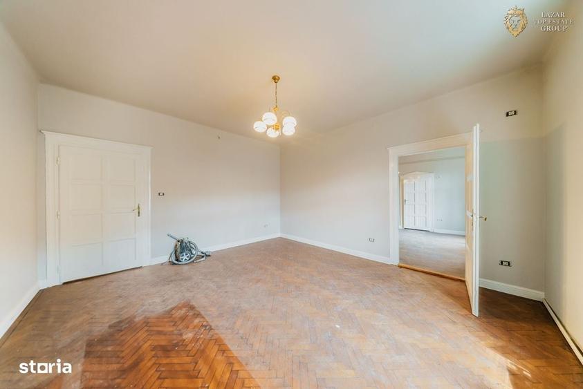 Apartament cu 4 camere decomandat în Ultracentral