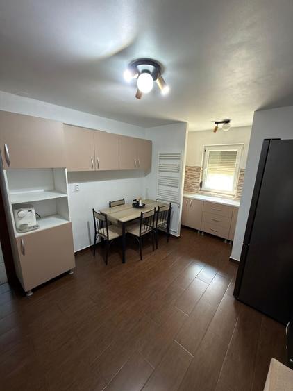 Apartament cu 2 camere decomandat în Take Ionescu