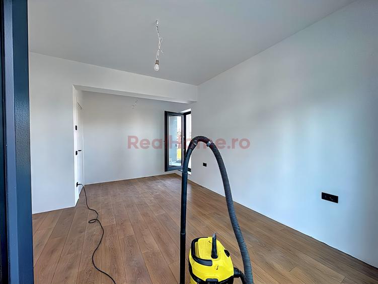 Apartament cu 4 camere decomandat în Theodor Pallady