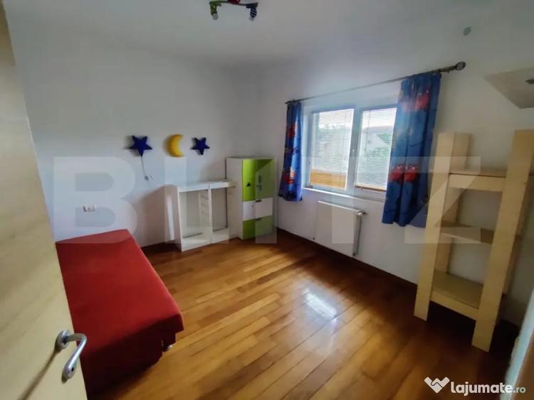 Apartament cu 3 camere decomandat în Aradului