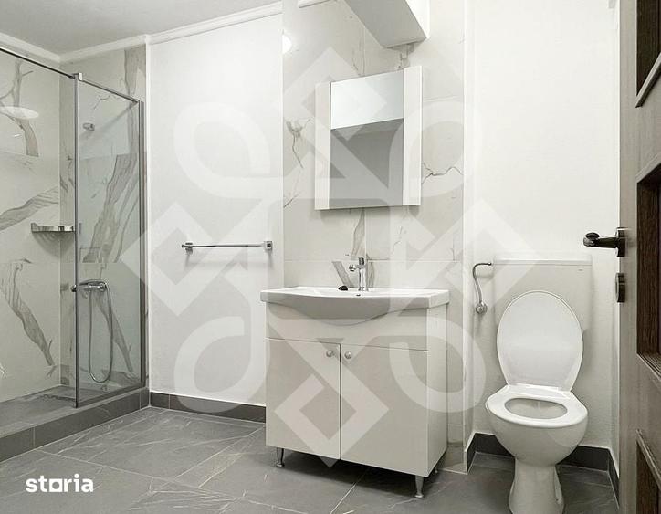 Apartament cu 3 camere decomandat în Girișu de Criș