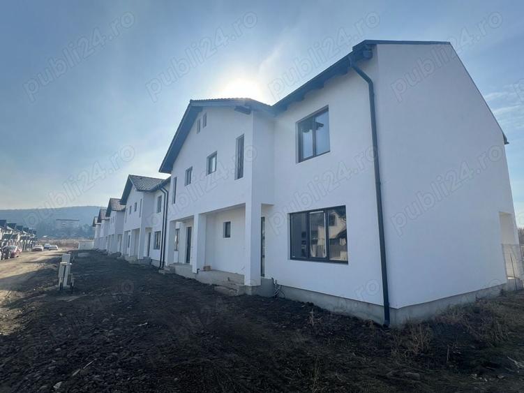 Casă cu 3 camere în Sângeorgiu de Mureș