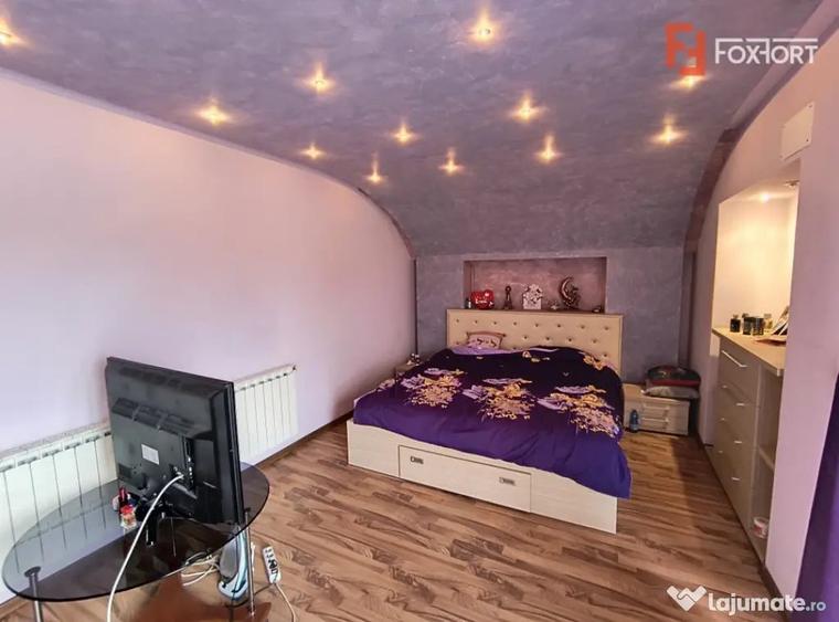 Casă cu 5 camere cu Teren 601 Mp în Chișoda