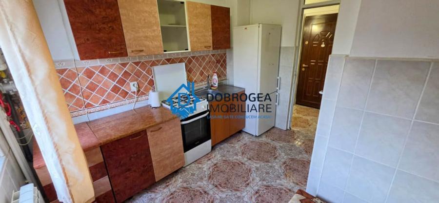 Apartament cu 2 camere decomandat în Păcii