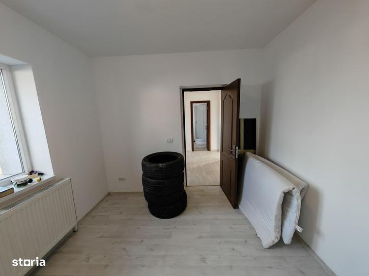 Casă cu 4 camere cu Teren 250 Mp în Tache