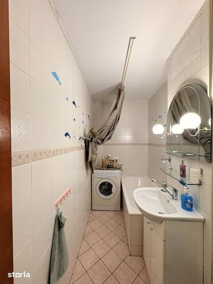 Garsonieră decomandată în Tei