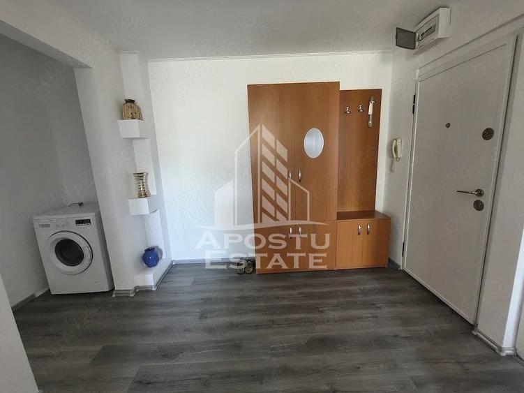 Apartament cu 2 camere decomandat, mobilat în Girocului