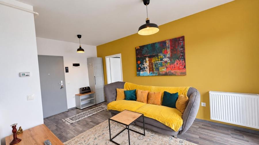 Apartament cu 2 camere semidecomandat în Avantgarden