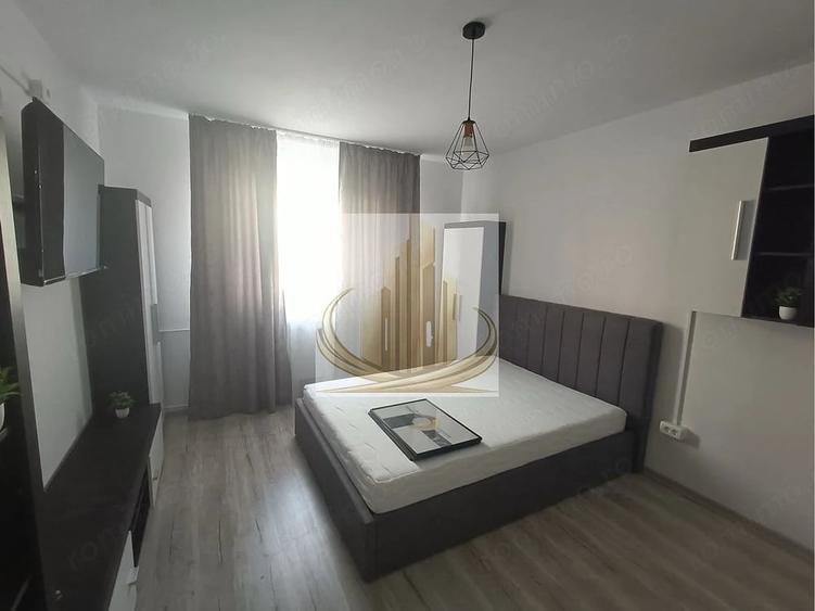 Garsonieră decomandată în Central