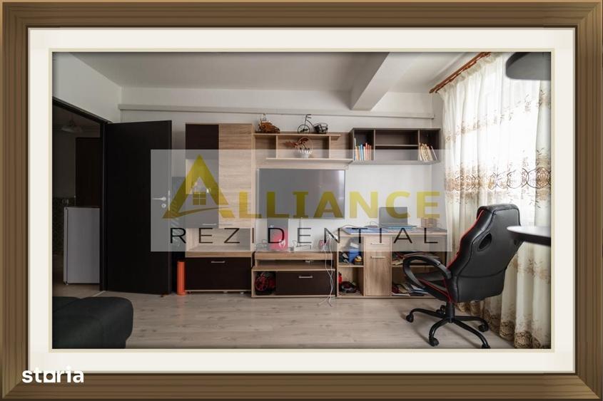 Apartament cu 3 camere decomandat în Central — fotografia 1