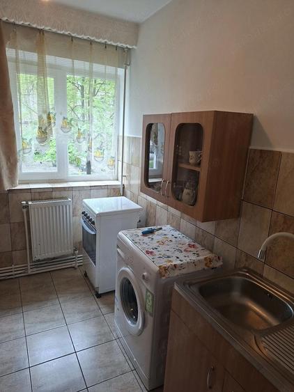 inchiriez apartament recent renovat, 2 camere, Energiei - 5