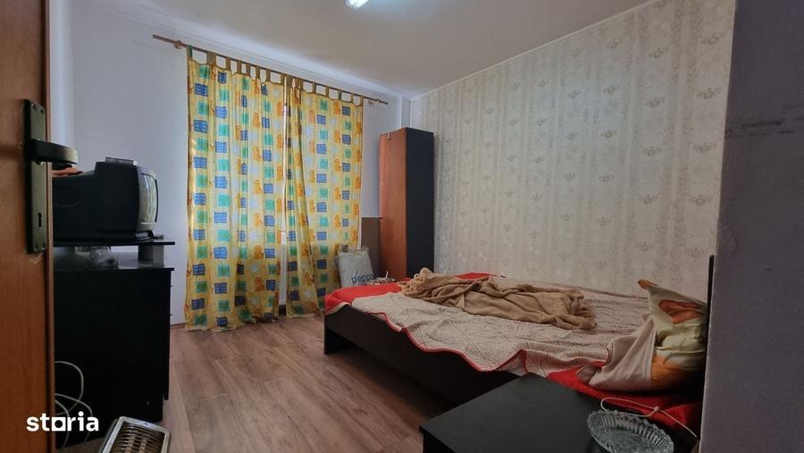 Apartament cu 4 camere decomandat în Militari