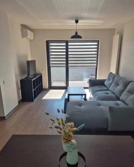 Apartament cu 2 camere decomandat, mobilat în Cotroceni