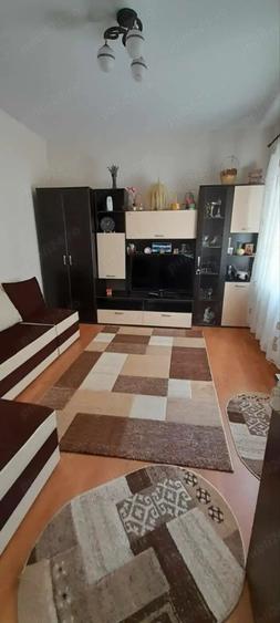 Casă cu 3 camere cu Teren 100 Mp în Central