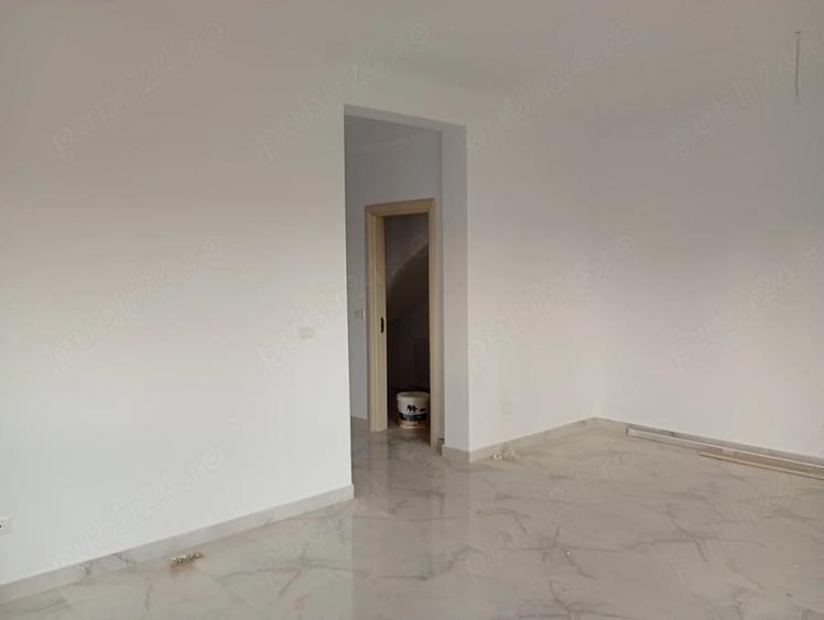 Casă cu 3 camere cu Teren 180 Mp în Crișan