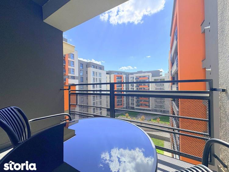 Apartament cu 2 camere, mobilat în Est