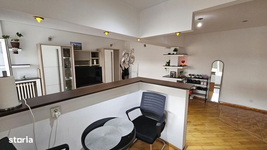 Apartament cu 2 camere în Cetate