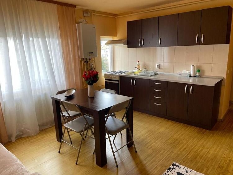 Apartament cu 2 camere semidecomandat în Exterior Vest