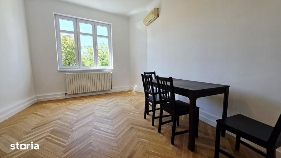 Apartament cu 3 camere, mobilat în Centrul Istoric