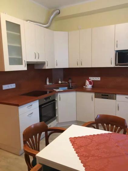 Garsonieră decomandată în Badea Cârțan