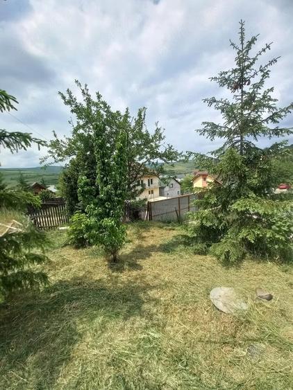 Casă cu 2 camere cu Teren 591 Mp în Câmpenești